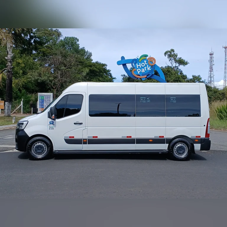 Poltronas da van de transfer para Caldas Novas e Rio Quente
